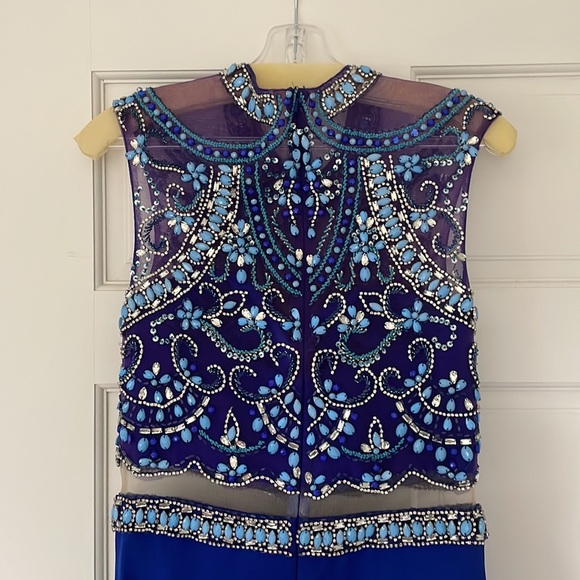 Renaissance Collection Prom Dress - Size Medium - Picture 3 of 4